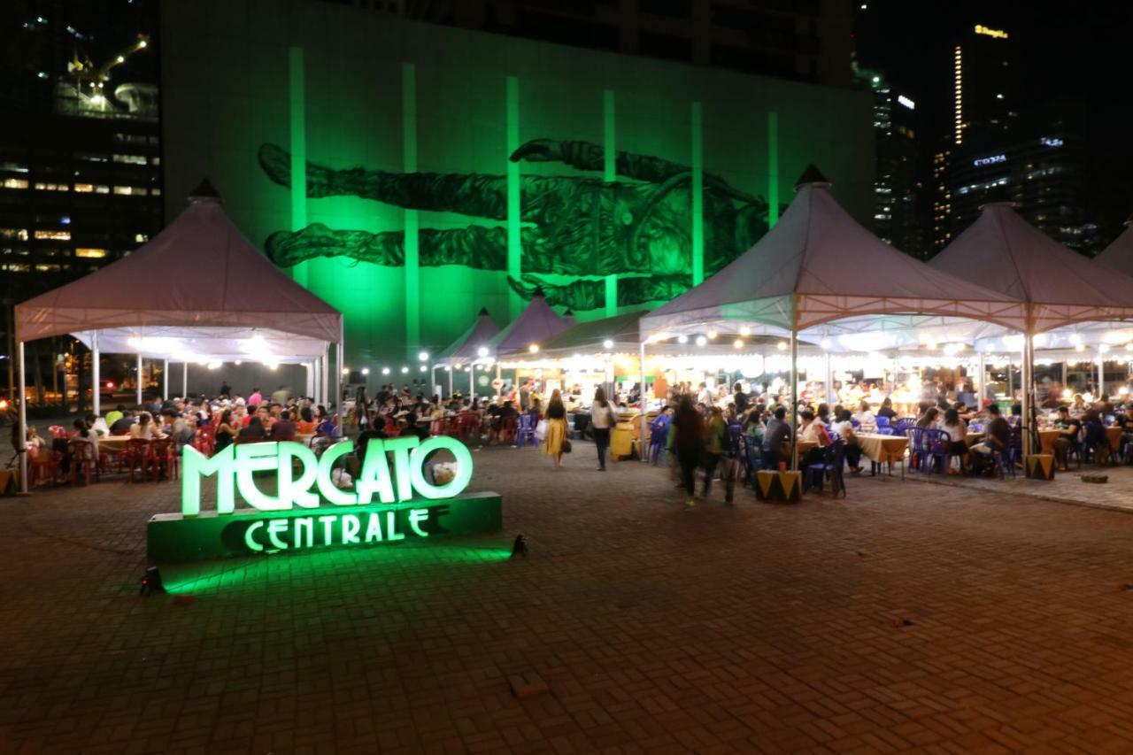 Oasis Regency @ Fort Victoria Bgc Тагуиг Екстериор снимка