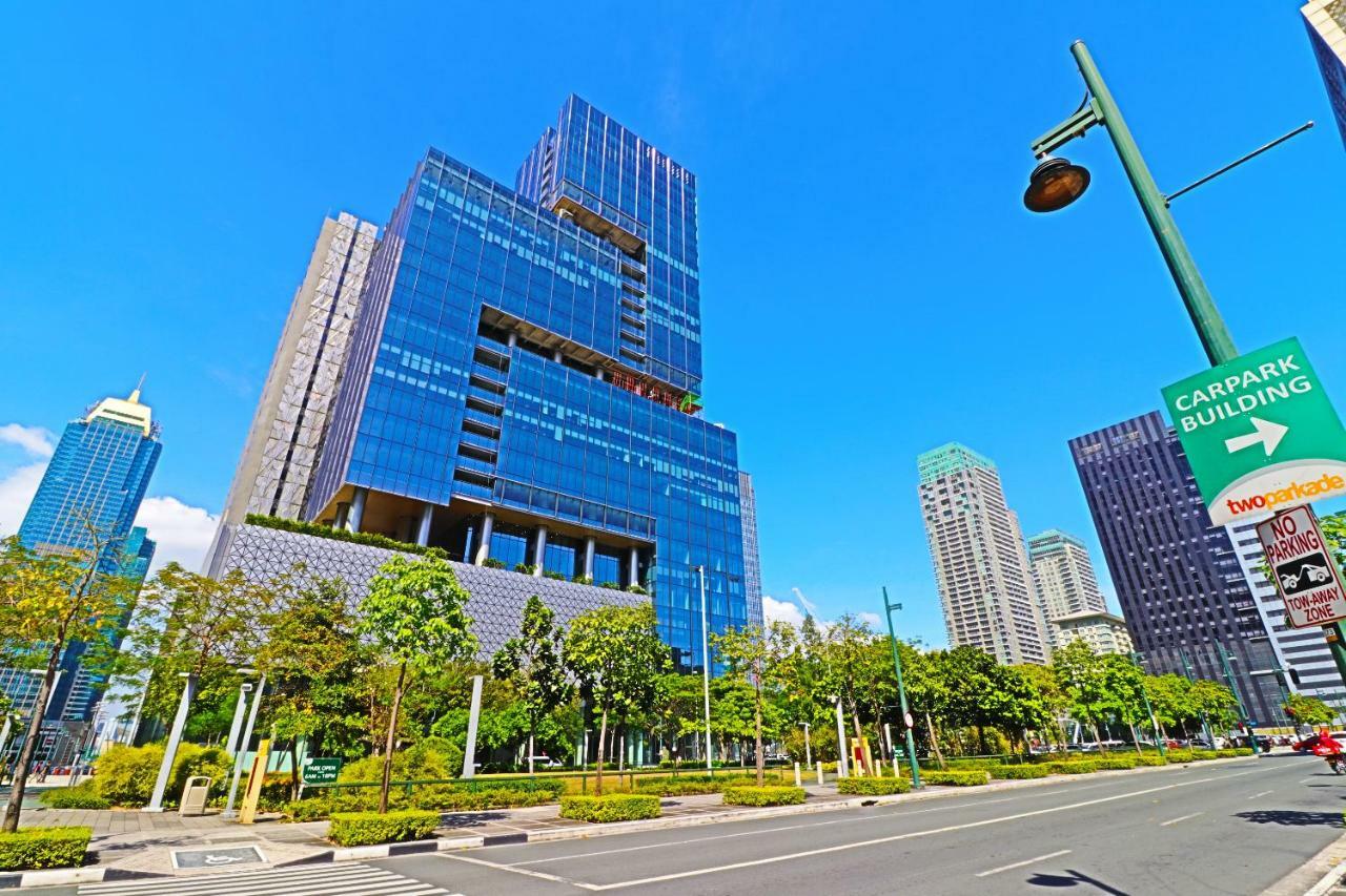 Oasis Regency @ Fort Victoria Bgc Тагуиг Екстериор снимка