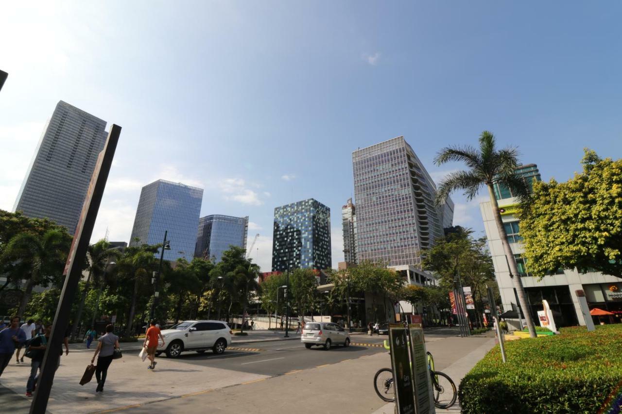 Oasis Regency @ Fort Victoria Bgc Тагуиг Екстериор снимка